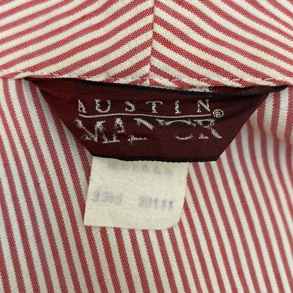 Austin Manor Vintage Men’s SeerSucker Lounging Robe - Picture 13 of 13